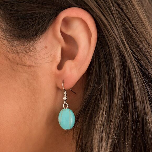 Set!! Western long necklace with turquoise color stone center and tassels - Picture 3 of 4